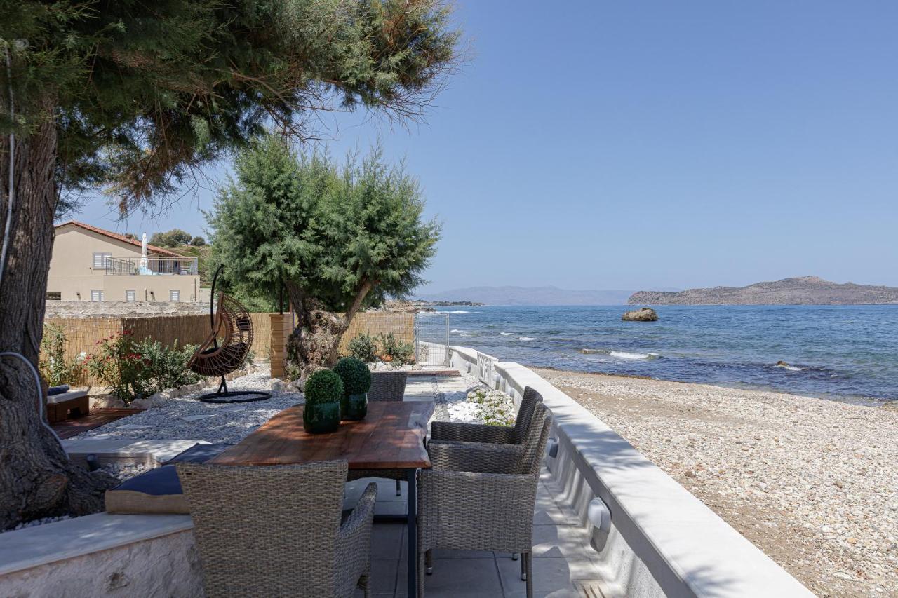 Villa Seashell -Wonderful Newly Renovated Villa On The Beach Galatás Exteriör bild