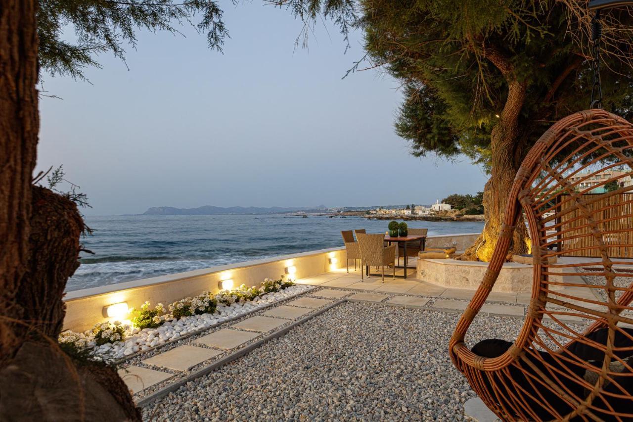 Villa Seashell -Wonderful Newly Renovated Villa On The Beach Galatás Exteriör bild