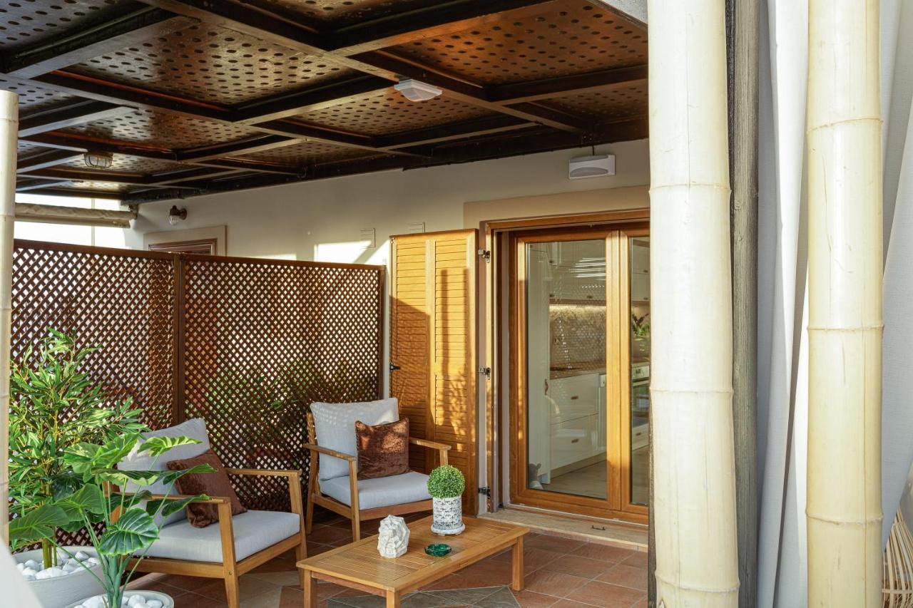 Villa Seashell -Wonderful Newly Renovated Villa On The Beach Galatás Exteriör bild