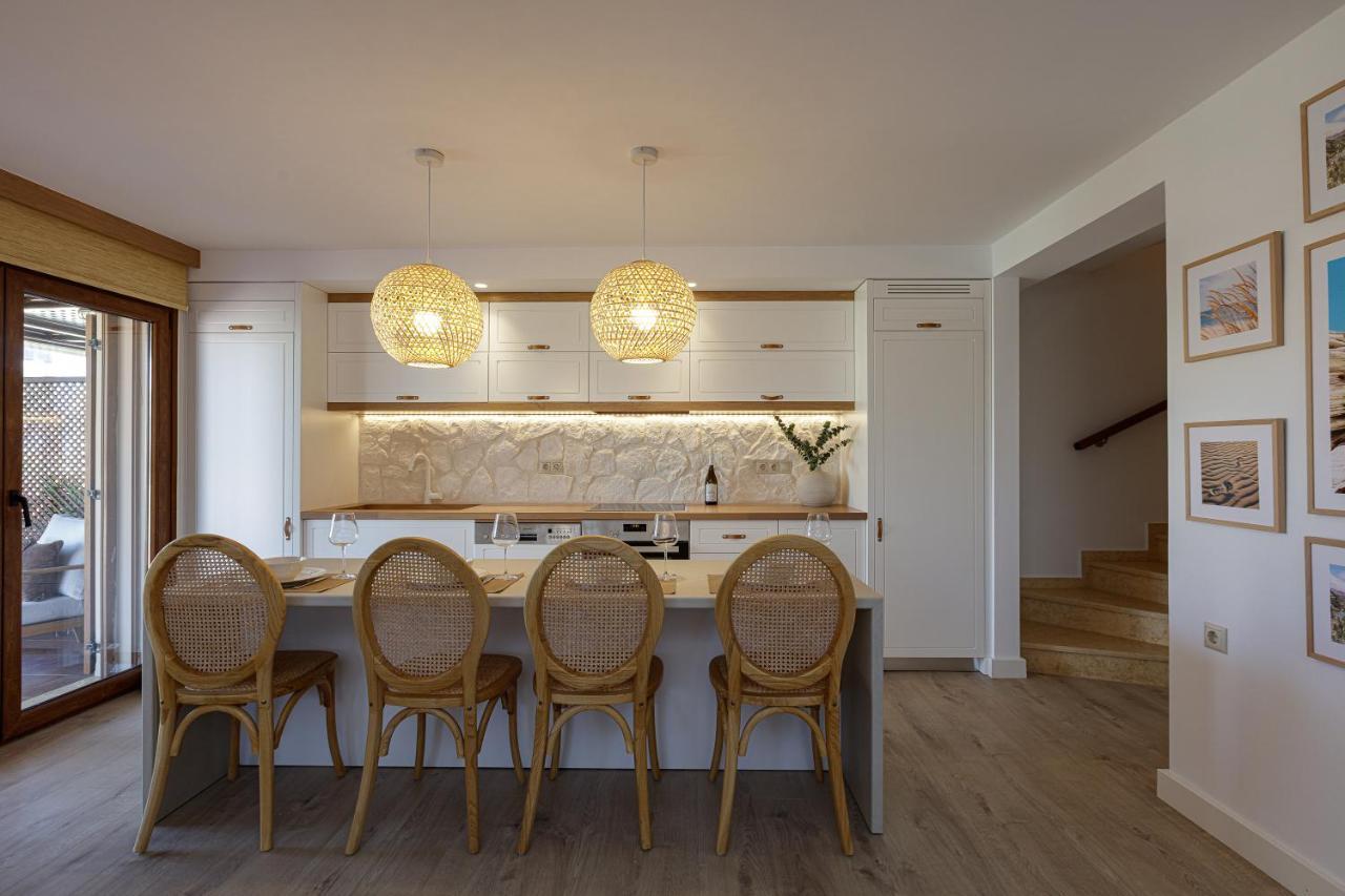 Villa Seashell -Wonderful Newly Renovated Villa On The Beach Galatás Exteriör bild